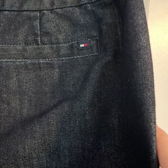 Tommy Hilfiger Denim Dk Wash Blue Jean Skirt Flat Front Back Pockets - Picture 4 of 7